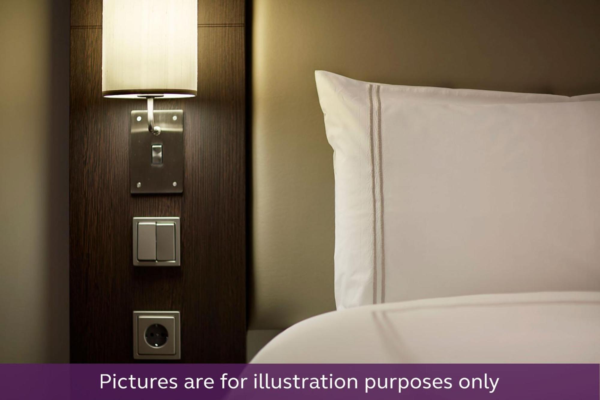 Premier Inn Duesseldorf City Centre Εξωτερικό φωτογραφία