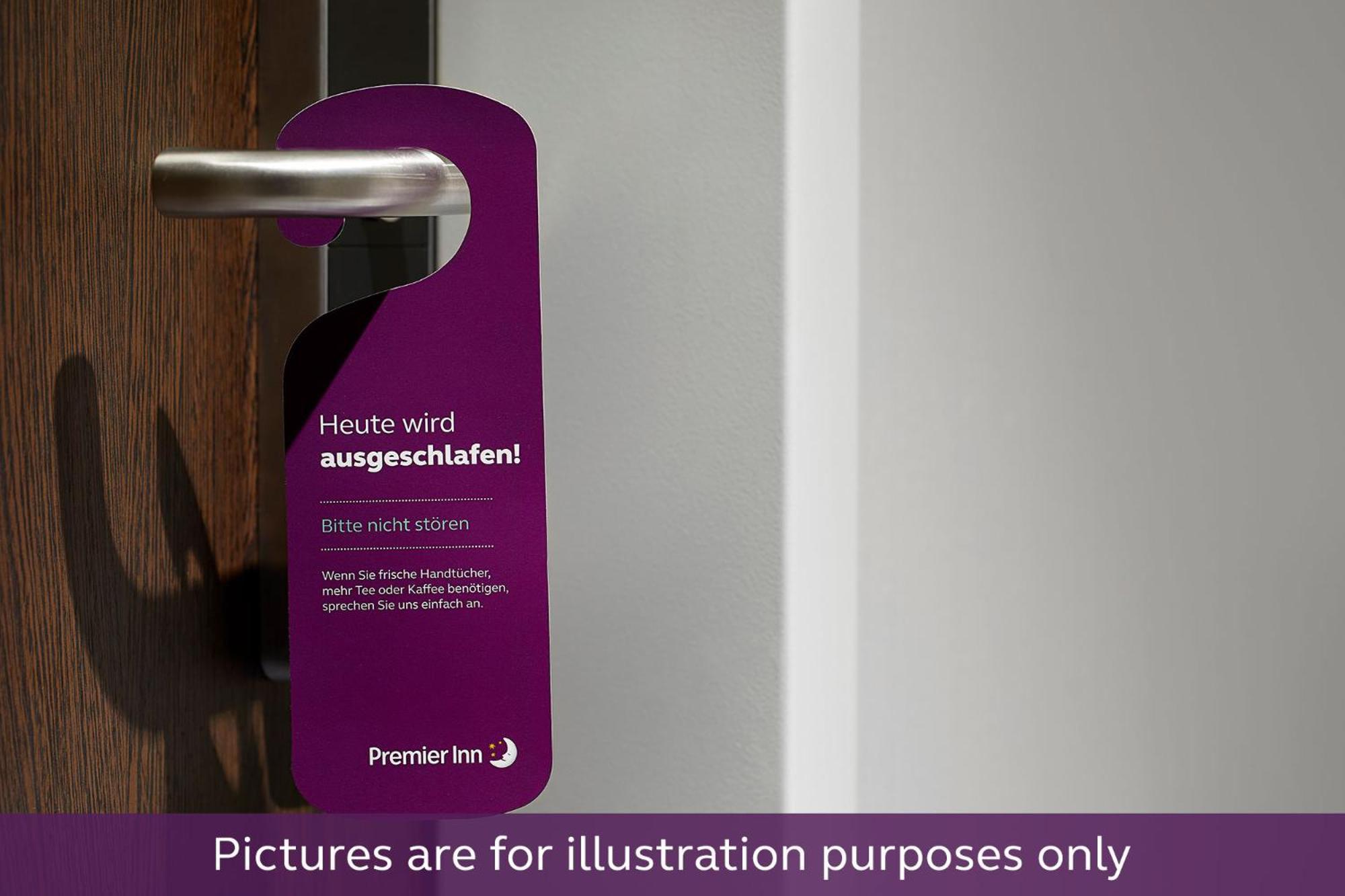 Premier Inn Duesseldorf City Centre Εξωτερικό φωτογραφία